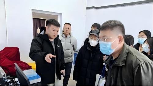 实验动物中心成功举办“大小鼠无创血压与电生理实验技术”专题培训